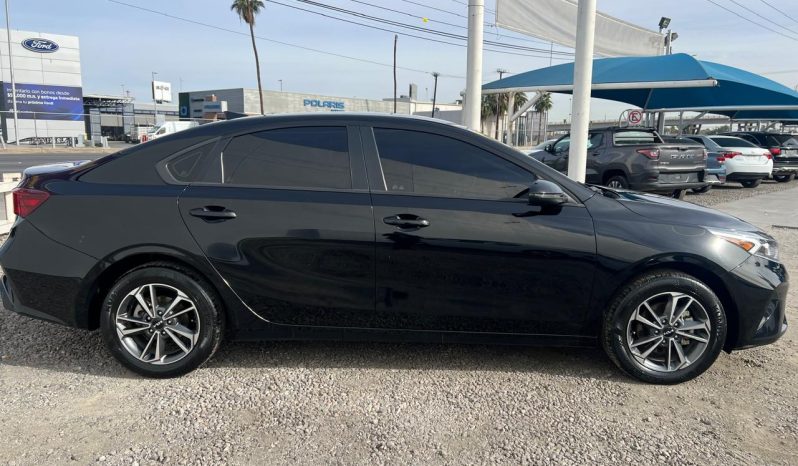 
								KIA FORTE LX MT 2023 full									