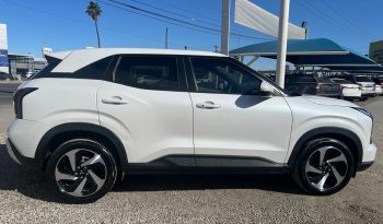 
									MITSUBISHI OUTLANDER SPORT SE PLUS 2025 full								