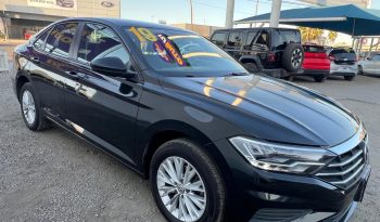 
									VOLKSWAGEN JETTA COMFORTLINE 2019 full								