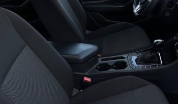 
									VOLKSWAGEN JETTA COMFORTLINE 2019 full								