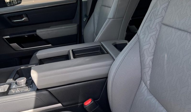 
								TOYOTA TUNDRA LIMITED 2022 full									