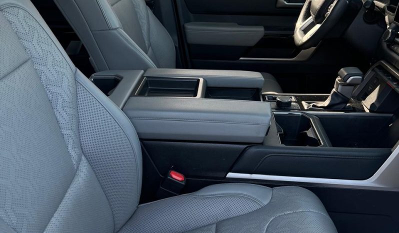 
								TOYOTA TUNDRA LIMITED 2022 full									