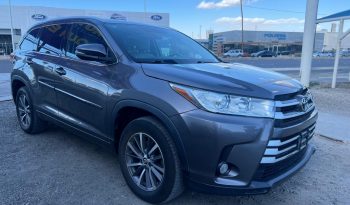 
									TOYOTA HIGHLANDER XLE 2018 full								