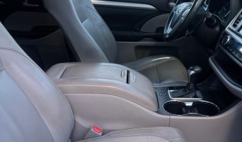
									TOYOTA HIGHLANDER XLE 2018 full								