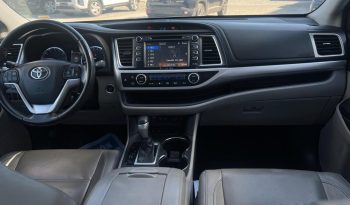 
									TOYOTA HIGHLANDER XLE 2018 full								