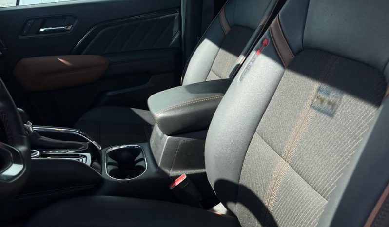 
								GMC CANYON AT4 2024 full									