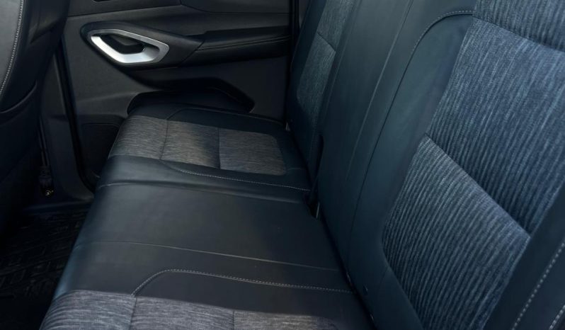 
								RAM 1200 BIGHORN 2025 full									