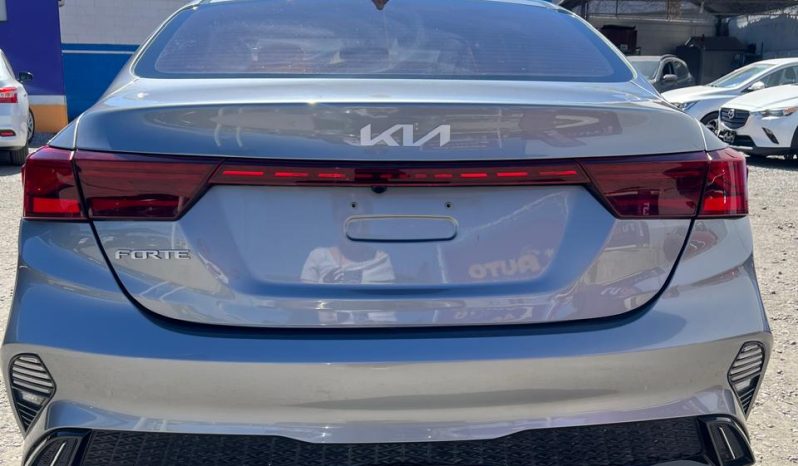 
								KIA FORTE LX 2022 full									