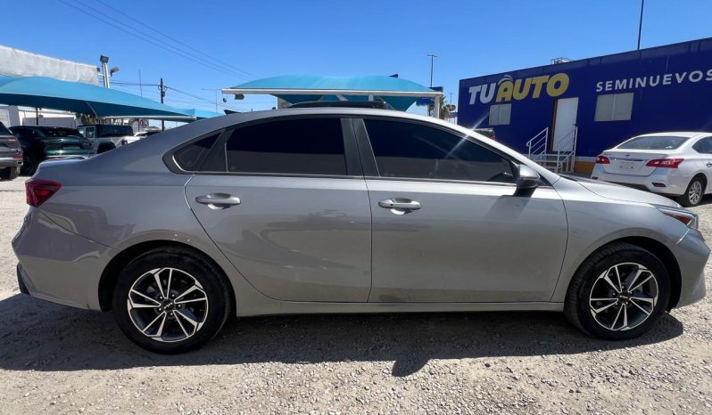 
								KIA FORTE LX 2022 full									