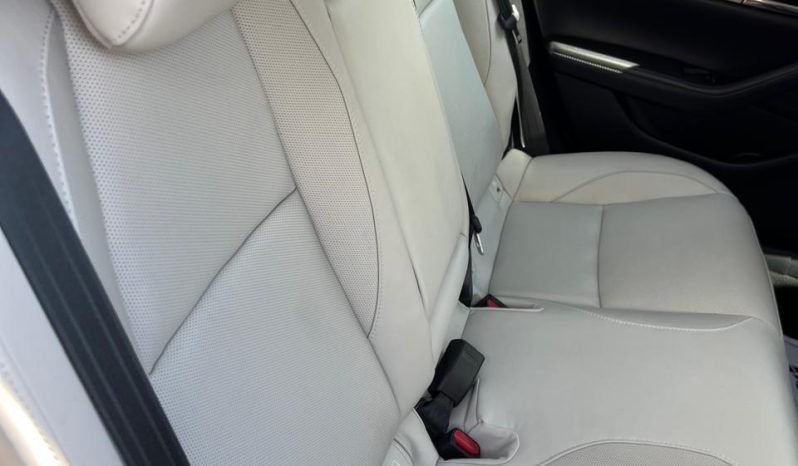 
								MAZDA 3 SIGNATURE 2023 full									