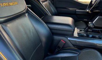 
									FORD LOBO TREMOR 2023 full								