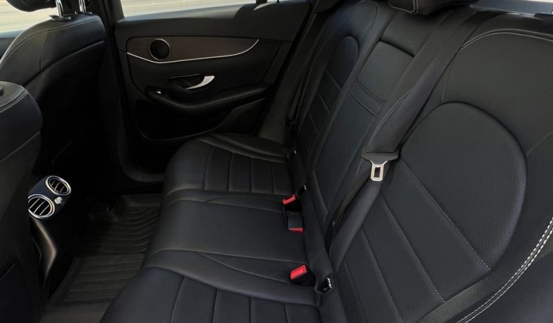 
								MERCEDES BENZ GLC 300 2022 full									