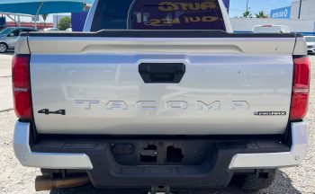 TOYOTA TACOMA TRD SPORT 2025