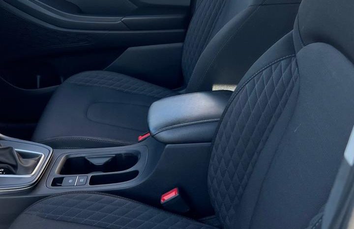 
								HYUNDAI CRETA GLS IVT 2025 full									