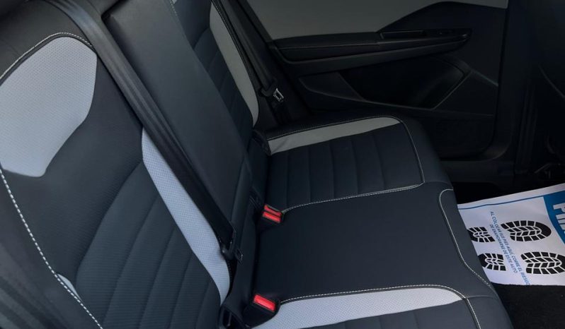
								VOLKSWAGEN TAOS HIGHLINE 2024 full									