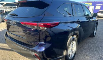 
									TOYOTA HIGHLANDER LE 2022 full								