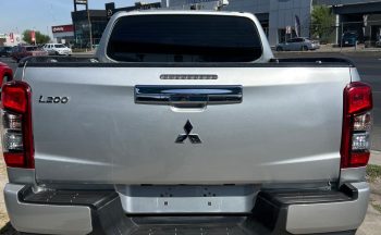 MITSUBISHI L200 GASOLINA 2023