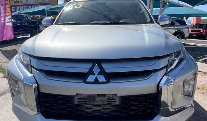 MITSUBISHI L200 GASOLINA 2023