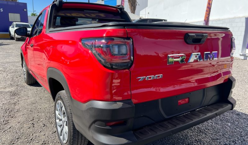 
								RAM 700 TRADESMAN 2025 full									
