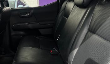 
									TOYOTA TACOMA EDICIÓN ESPECIAL 2020 full								