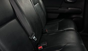 
									TOYOTA TACOMA EDICIÓN ESPECIAL 2020 full								