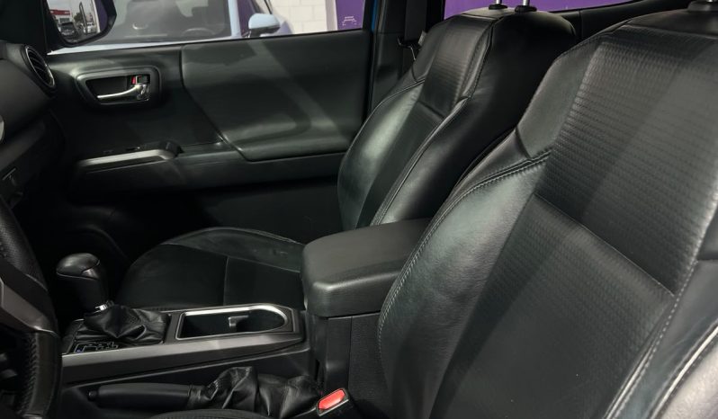 
								TOYOTA TACOMA EDICIÓN ESPECIAL 2020 full									