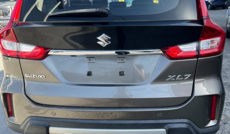 SUZUKI ERTIGA XL7 2022