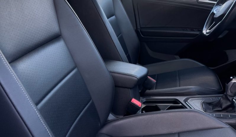 
								VOLKSWAGEN TIGUAN COMFORTLINE 2022 full									