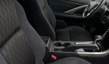 
									MITSUBISHI XPANDER CROSS 2024 full								