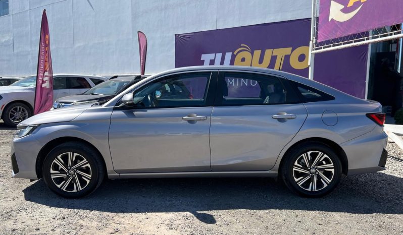 TOYOTA YARIS S 2024