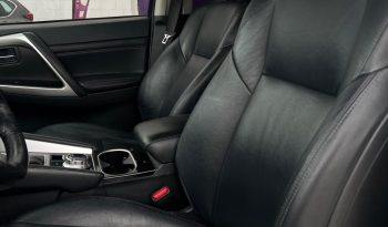 
									MITSUBISHI MONTERO SE 4X4 2022 full								