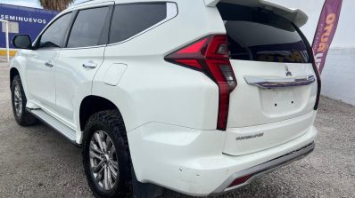 MITSUBISHI MONTERO SE 4X4 2022