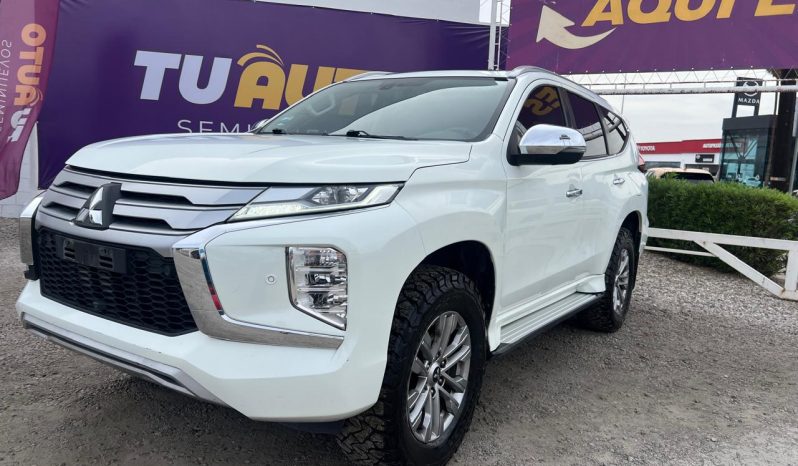 MITSUBISHI MONTERO SE 4X4 2022