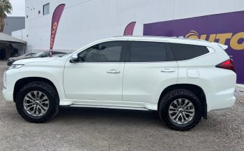 MITSUBISHI MONTERO SE 4X4 2022